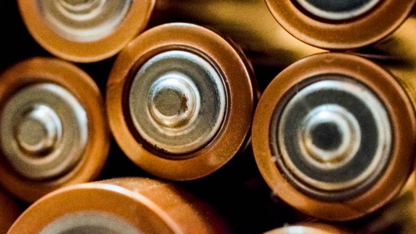 mitad pilas acaban basura domestica UE