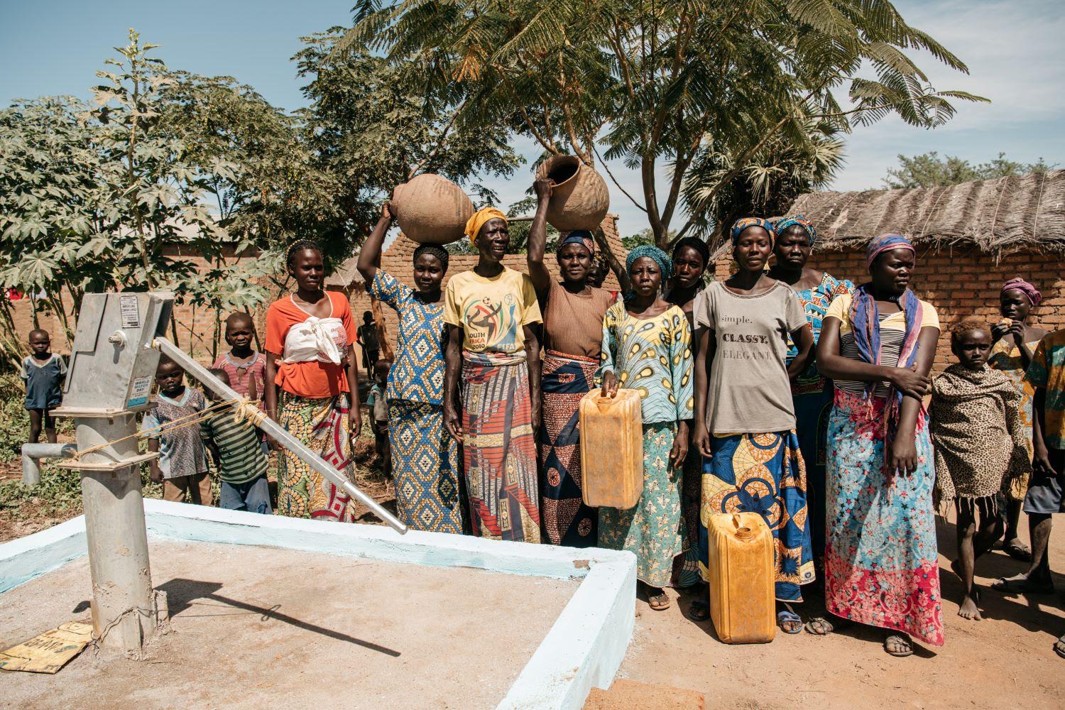 La población del África Subsahariana sin acceso a agua potable se reduce en  un 47% en los últimos 20 años | Noticias Ambientales | España